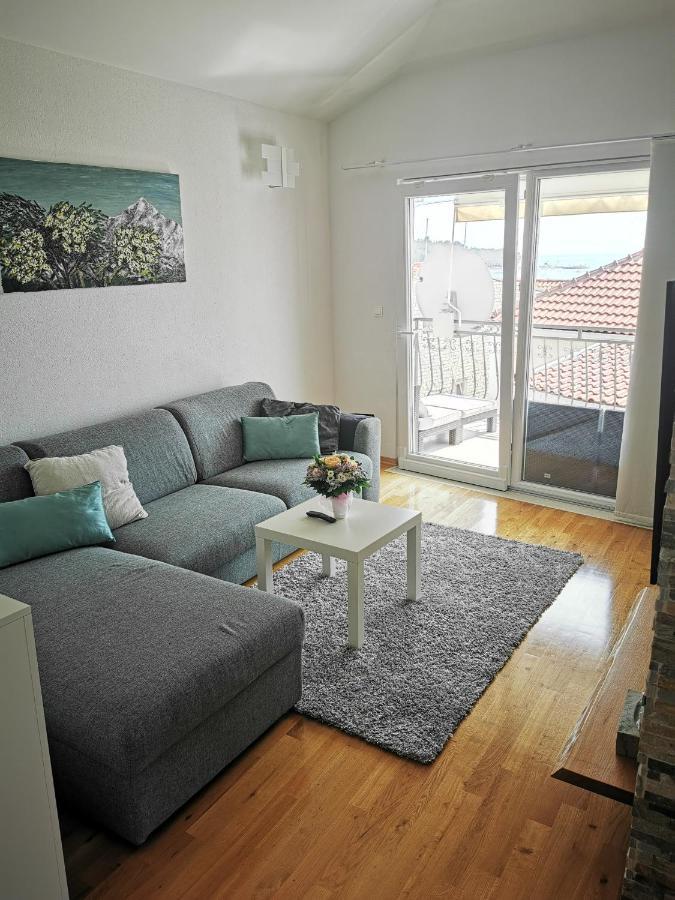 Apartments Dvor - Ap1, Ap2, Ap3 Baska Voda Bagian luar foto
